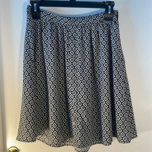 Loft skirt
